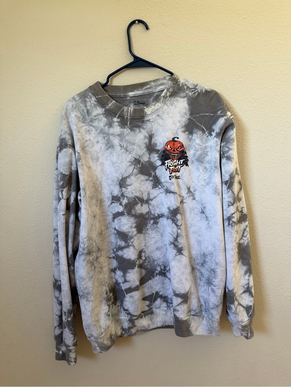 Tie-Dye Gray & White Crewneck Sweater with Pumpkin Graphic